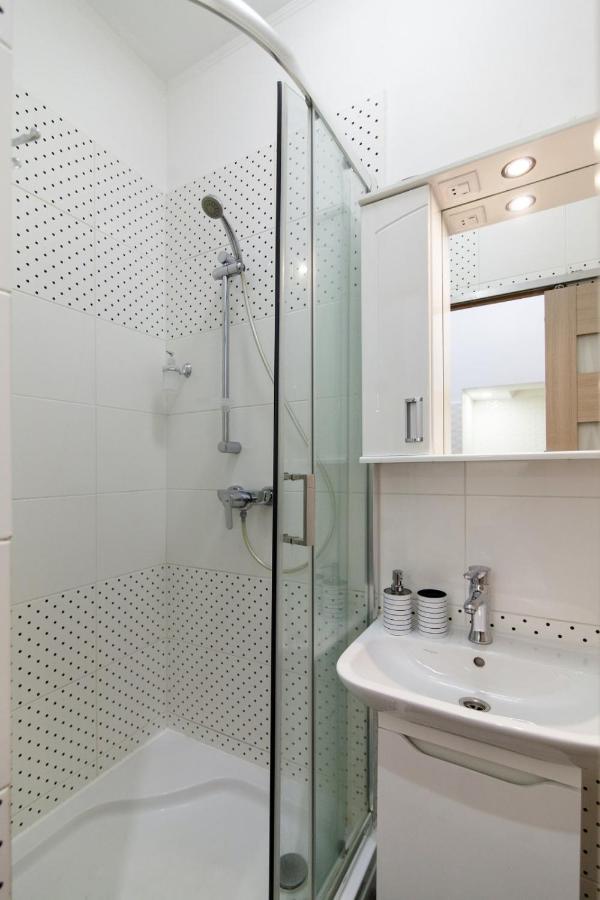 Apartment On Krakivska Street Лвив Екстериор снимка